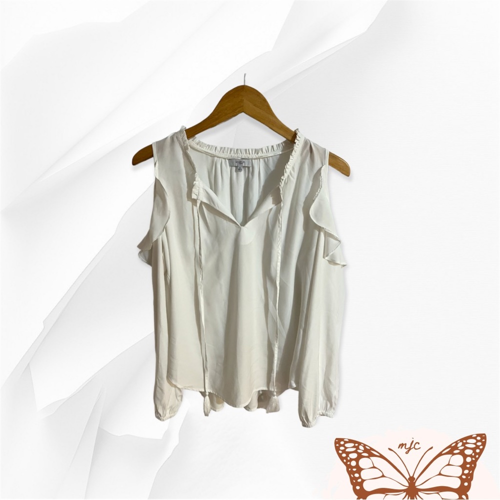 Kensie Long Sleeve White Cold Shoulder Top with Ties Size M